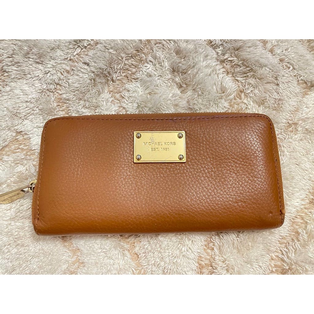 Michael Kors - Brown Leather / Gold Zip Wallet / Clutch